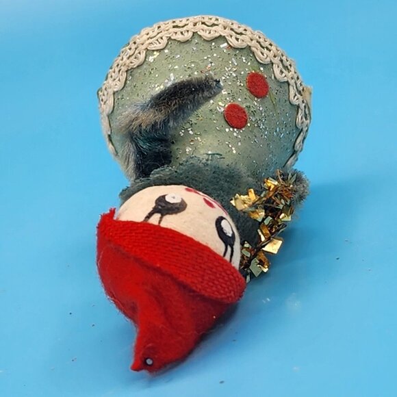 1950s Putz Elf Ornament Tinsel Brush Tree Chenille Arms Mica Felt Hat Japan - Picture 6 of 7